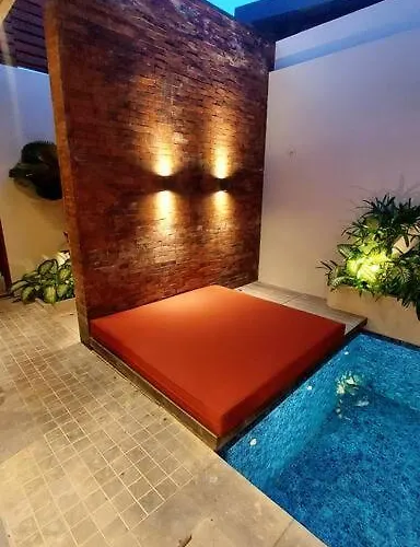 Akhila 2 - 2 Bedroom Modern Tropical At The Heart Of Villa *