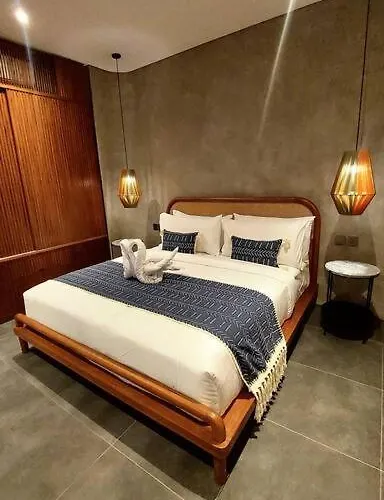 Akhila 2 - 2 Bedroom Modern Tropical At The Heart Of Villa *
