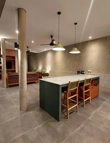 Akhila 2 - 2 Bedroom Modern Tropical At The Heart Of *