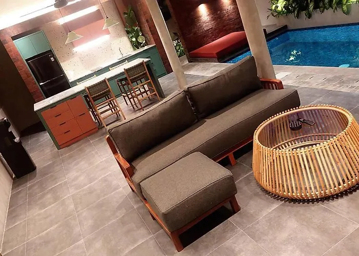 Villa Akhila 2 - 2 Bedroom Modern Tropical At The Heart Of