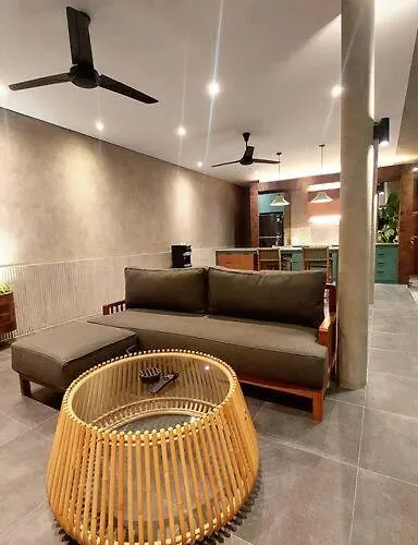 Akhila 2 - 2 Bedroom Modern Tropical At The Heart Of * Seminyak